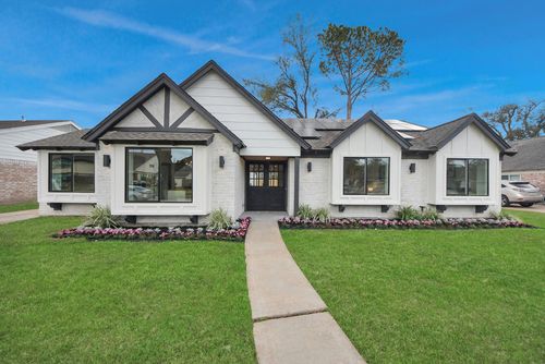 2302 Parana Dr, Houston, TX, 77080-5227 | Card Image