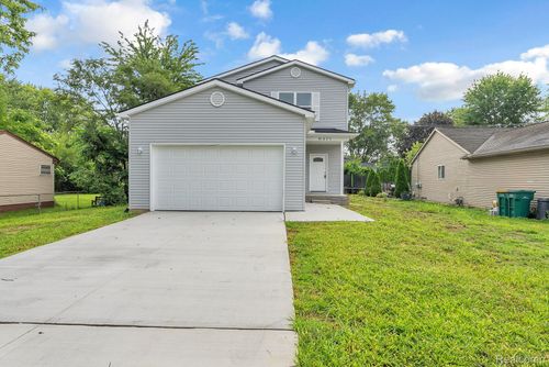 6371 Loraine St, Romulus, MI, 48174-2418 | Card Image
