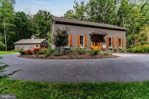 280 Bobwhite Trl, Fayetteville, PA, 17222-8205 | Card Image