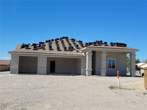 1800 Cypress Point Ct, Pahrump, NV, 89048-8142 | Card Image