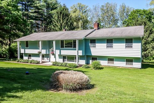 8 Prospect Ct, Brookfield, CT, 06804-1120 | Card Image