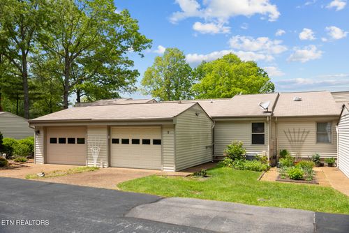 2 Woodland Ct, Crossville, TN, 38558-4020 | Card Image