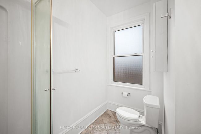 61 Russell St E, House other with 5 bedrooms, 2 bathrooms and 6 parking in Smiths Falls ON | Image 26