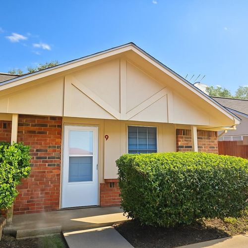 200 Bonnie Bell Ln, Springtown, TX, 76082-2737 | Card Image
