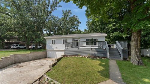 611 6th St Se, Long Prairie, MN, 56347-1638 | Card Image