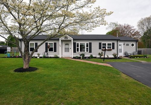 20 Jackson Rd, Hanover, MA, 02339-1830 | Card Image