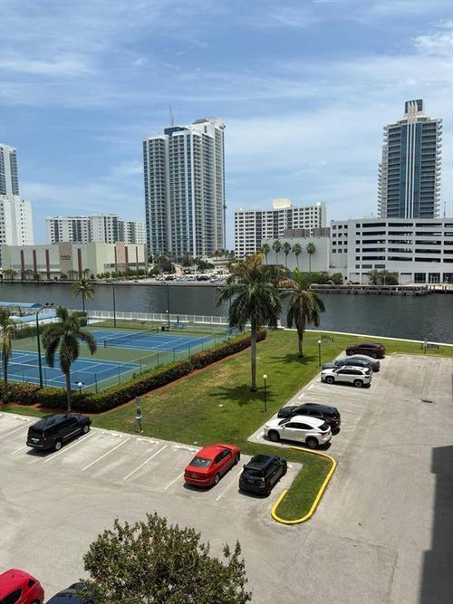 502-400 Leslie Dr, Hallandale Beach, FL, 33009-2914 | Card Image