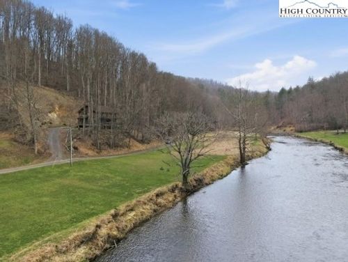 1047 Aubrey Turner Rd, Crumpler, NC, 28617 | Card Image