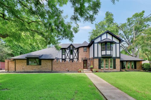 501 Cottonwood Pl, Fairview, TX, 75069-1561 | Card Image