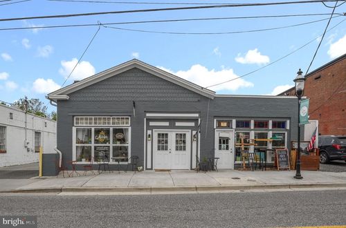 302 N Washington St, SNOW HILL, MD, 21863-1056 | Card Image