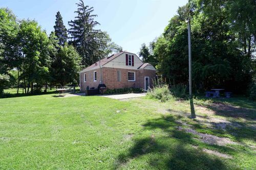 60080 Bates Rd, Lenox, MI, 48048-1731 | Card Image