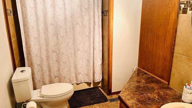 207 4th Street W, House other with 3 bedrooms, 2 bathrooms and 2 parking in Bow Island AB | Image 12