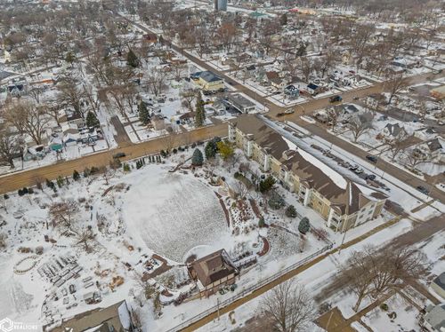 apt-106-809 7th Ave N, Clear Lake, IA, 50428-1562 | Card Image