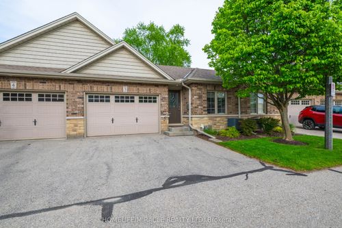 3-560 Grey St, Brantford, ON, N3S0C4 | Card Image