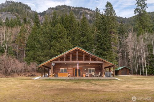 18680 Us Highway 2, Leavenworth, WA, 98826-8001 | Card Image