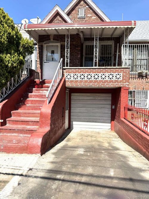 625 E 93rd St, Brooklyn, NY, 11236-1115 | Card Image