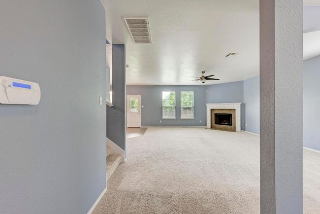20224 Stanley Robin Ln, House other with 3 bedrooms, 3 bathrooms and 4 parking in Pflugerville TX | Image 7