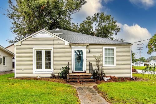 319 Central Ave, Houma, LA, 70364-3011 | Card Image