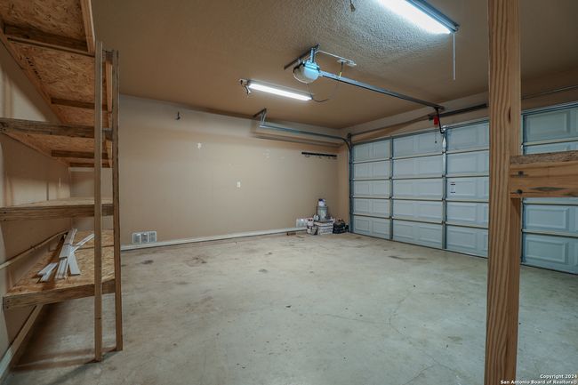 96 Windcrest, House other with 3 bedrooms, 2 bathrooms and null parking in Floresville TX | Image 15