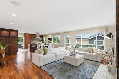 130 Lyell St, Los Altos, CA, 94022 | Card Image