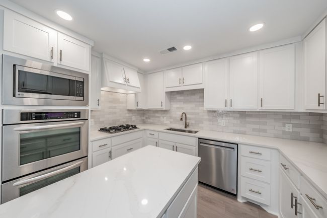 4605 Ranch View Rd, Home with 5 bedrooms, 5 bathrooms and 4 parking in Fort Worth TX | Image 20