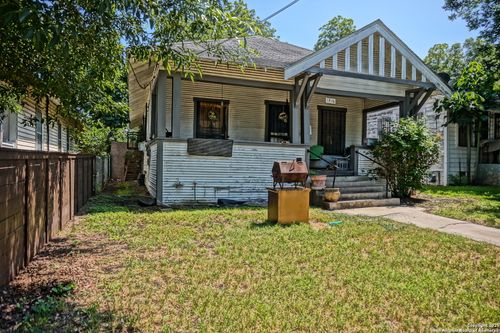 1016 Dawson St, San Antonio, TX, 78202-2339 | Card Image
