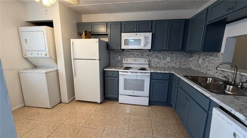 apt-c5-7901 Southgate Blvd, North Lauderdale, FL, 33068-1136 | Card Image
