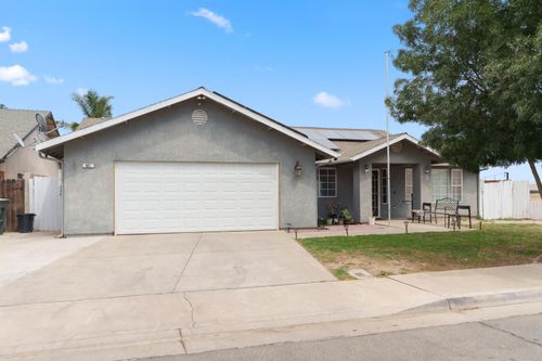 601 Saddleback St, Coalinga, CA, 93210-9228 | Card Image