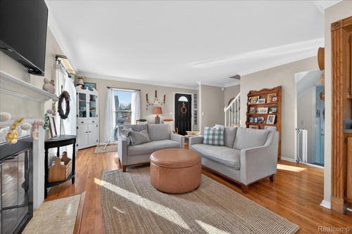 4453 Newberry St, Wayne, MI, 48184-2170 | Card Image