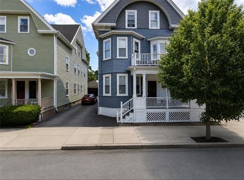 12 Verndale Ave, Providence, RI, 02905-1420 | Card Image