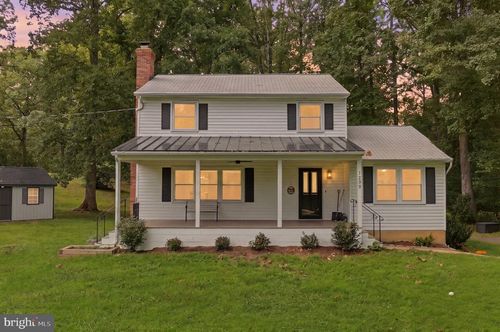 7238 Greenwich Rd, NOKESVILLE, VA, 20181-3573 | Card Image