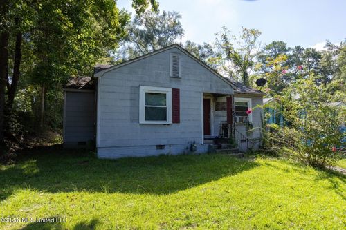 2213 N 3rd Avenue, Laurel, MS, 39440 | Card Image