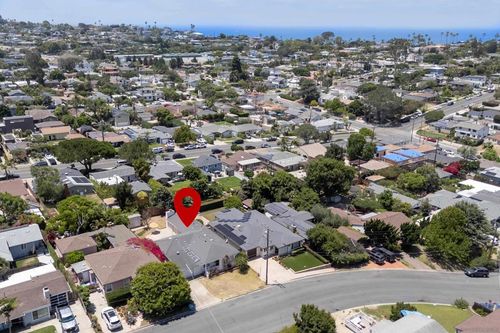 3939 Santa Cruz Ave, San Diego, CA, 92107-3742 | Card Image