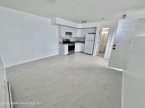 35 Anjali Loop, Staten Island, NY, 10314-7712 | Card Image