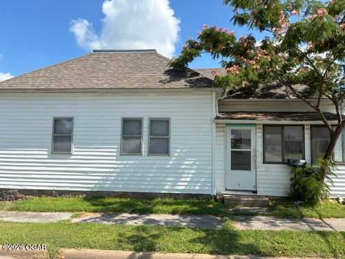 117 W Mound Street, Carthage, MO, 64836 | Card Image