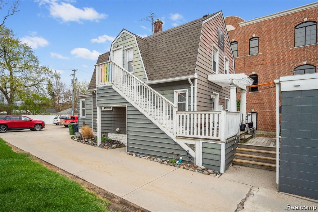 Commercial Sale in Royal Oak 3