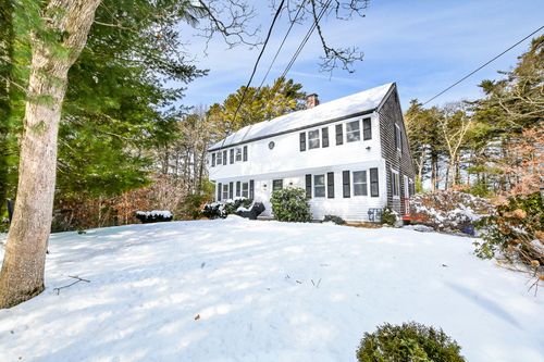 46 Service Road, East Sandwich, MA, 02537 | Card Image
