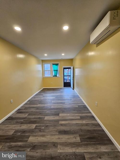 a-1535 N 60th St, PHILADELPHIA, PA, 19151-4219 | Card Image