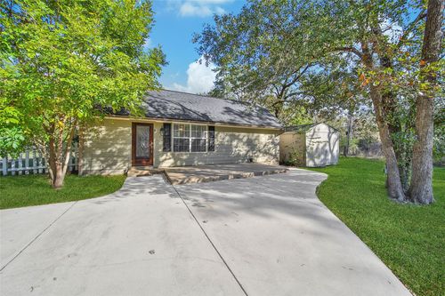 4072 Highway 105 E, Navasota, TX, 77868-8459 | Card Image