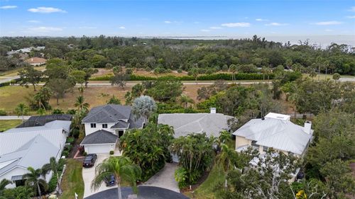 2304 89th St Nw, Bradenton, FL, 34209-9437 | Card Image