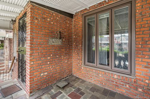 53 37th Rd, Woodside, NY, 11377-2426 | Card Image