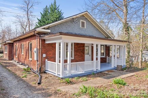 15 Conestee Pl, Asheville, NC, 28801-1203 | Card Image