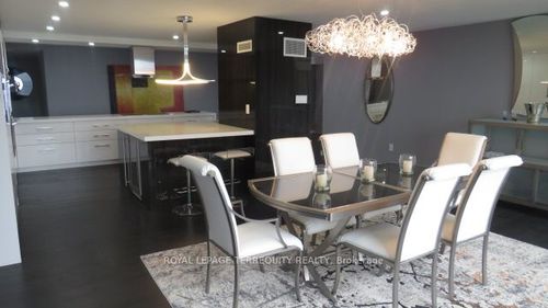 3305-2045 Lake Cres, Etobicoke, ON, M8V | Card Image