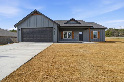 4300 Lucero Dr, Granbury, TX, 76048-6372 | Card Image