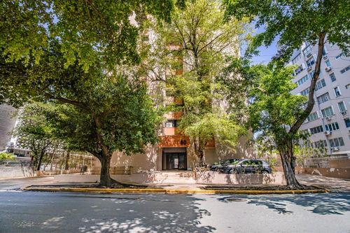 804-FULL POWER GENERATOR Kings Court 80 Street, SAN JUAN, PR, 00911 | Card Image