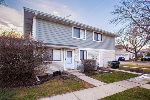 1-1452 Bear Flag Dr, Hanover Park, IL, 60133-4904 | Card Image