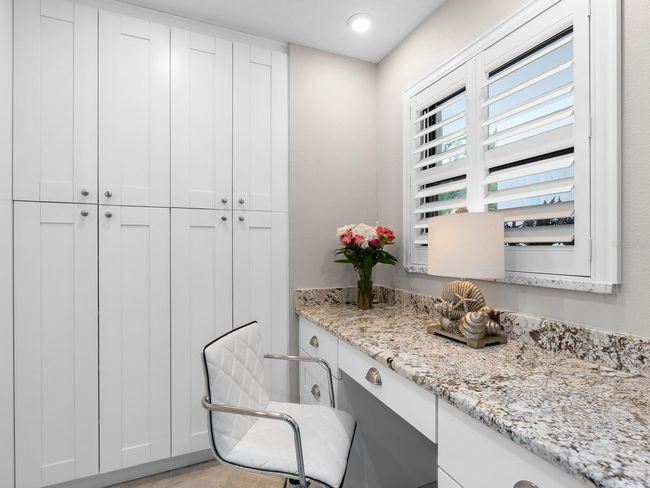 APT-104 - 8701 Midnight Pass Rd, Condo with 2 bedrooms, 2 bathrooms and null parking in SARASOTA FL | Image 10