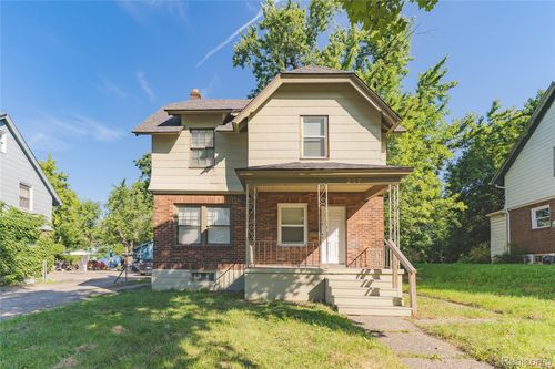 207 Oliver St, Pontiac, MI, 48342-1555 | Card Image