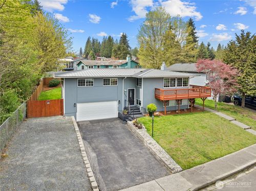 3030 Panaview Blvd, Everett, WA, 98203-6943 | Card Image