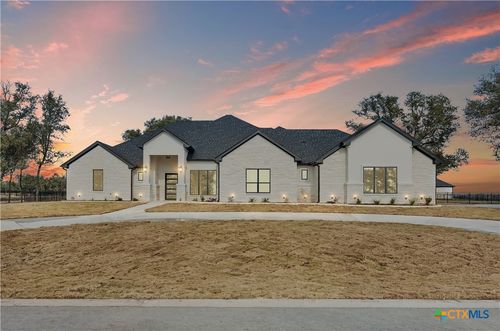 10213 Homesteader Dr, Moody, TX, 76557-2211 | Card Image